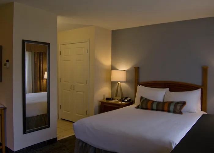 Staybridge Suites Houston West / Energy Corridor