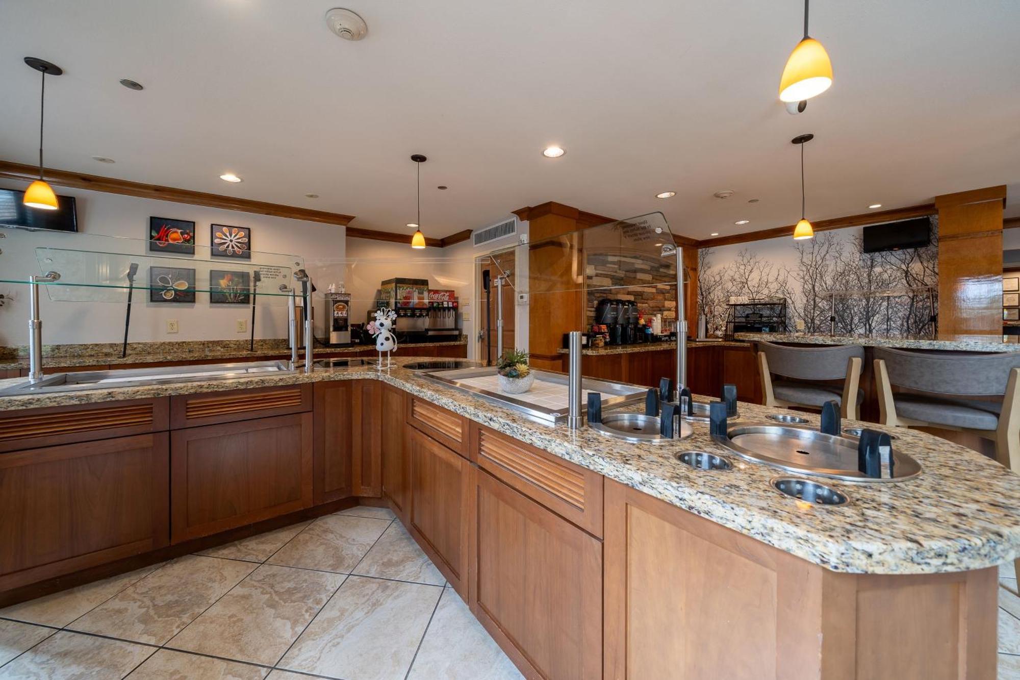 Staybridge West - Energy Corridor By Ihg 3*