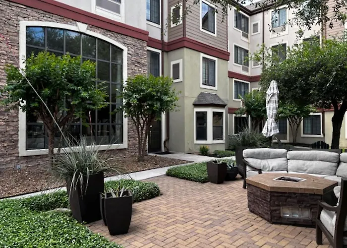 Staybridge Suites Houston West / Energy Corridor