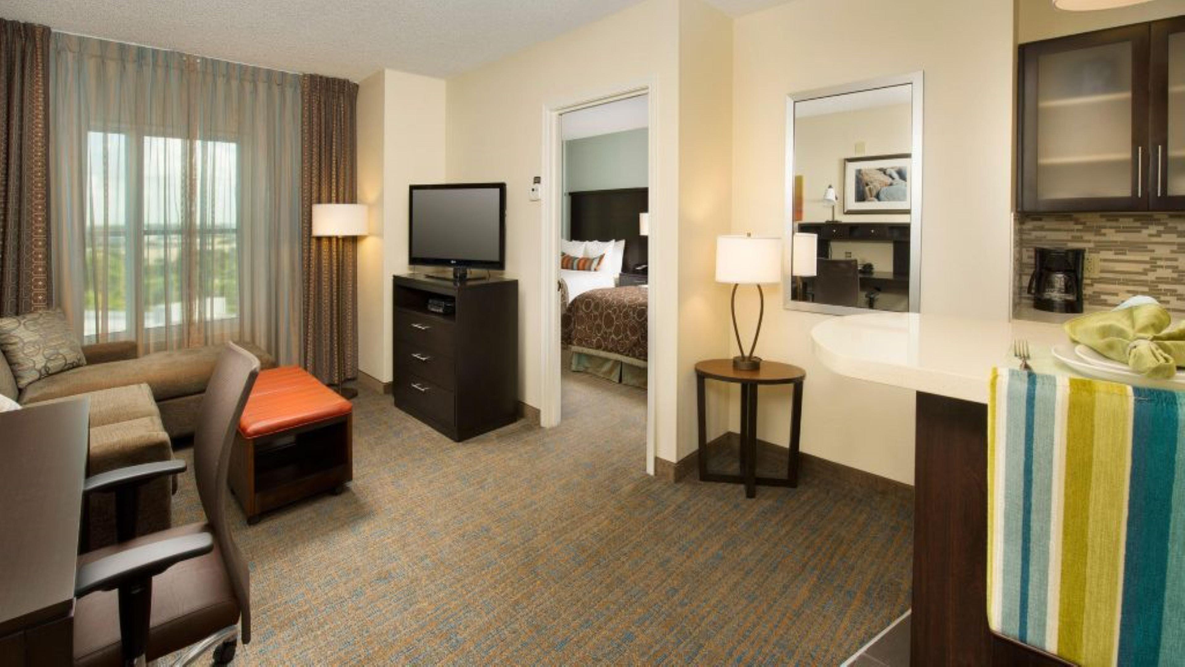Staybridge West - Energy Corridor By Ihg Hotel
