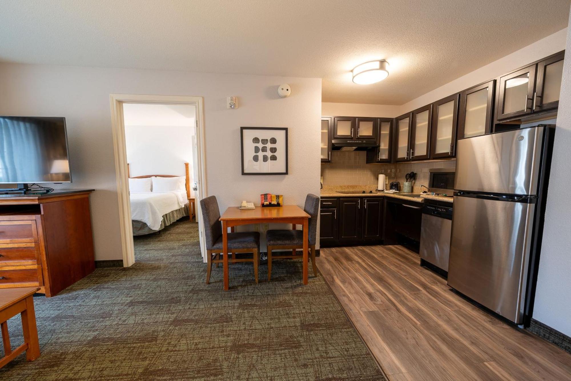 Staybridge West - Energy Corridor By Ihg Hotel