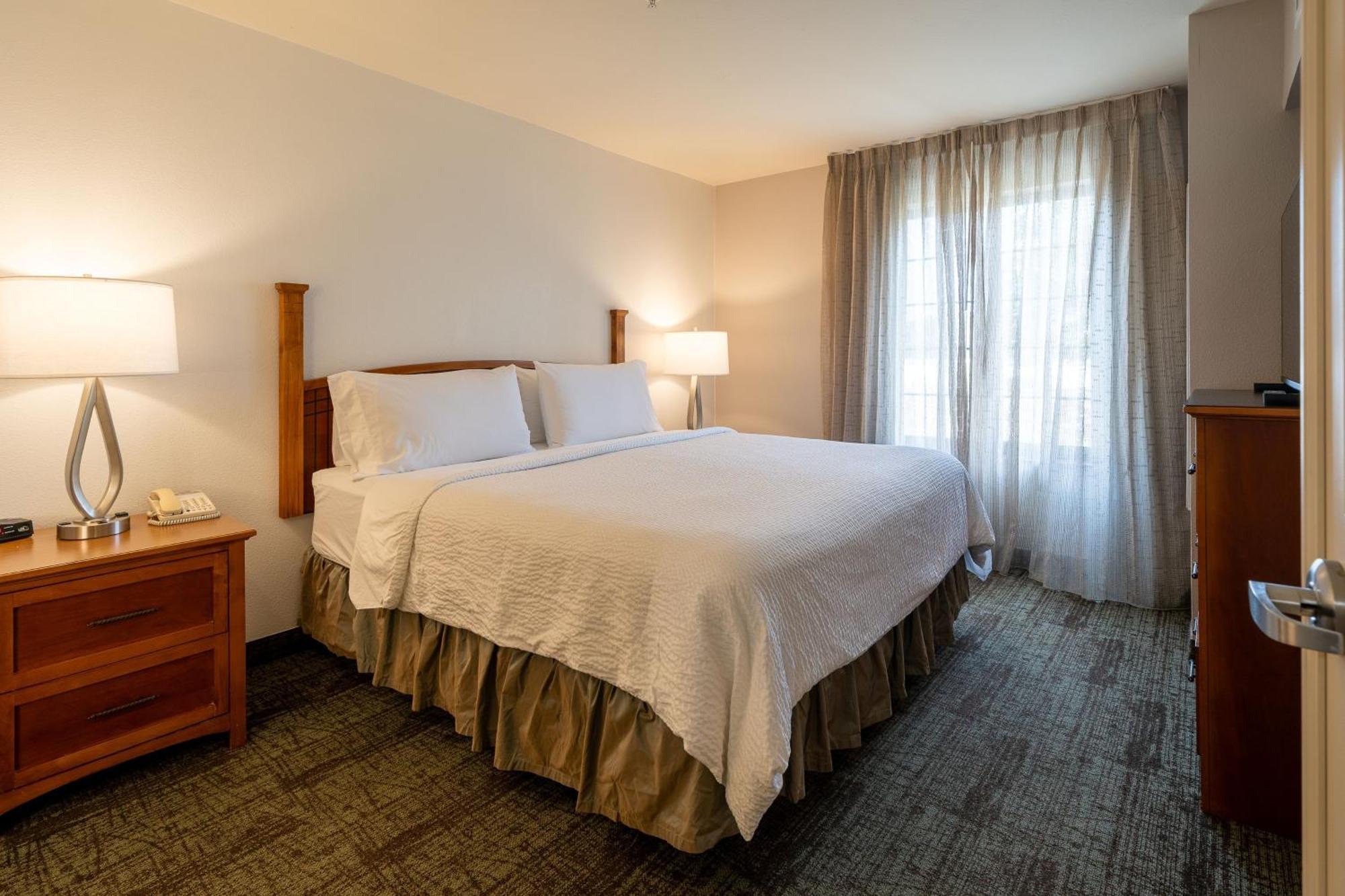 Staybridge West - Energy Corridor By Ihg