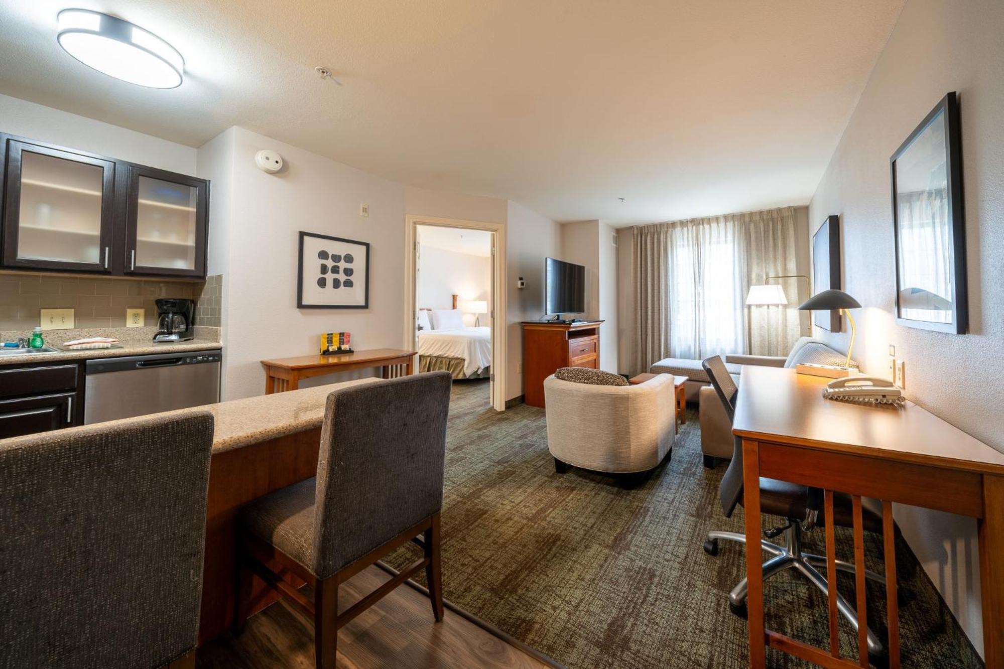 Hotel Staybridge West - Energy Corridor By Ihg 3*