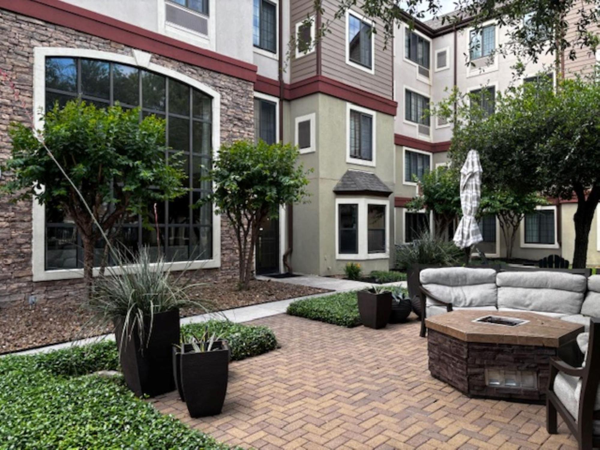 Hotel Staybridge West - Energy Corridor By Ihg