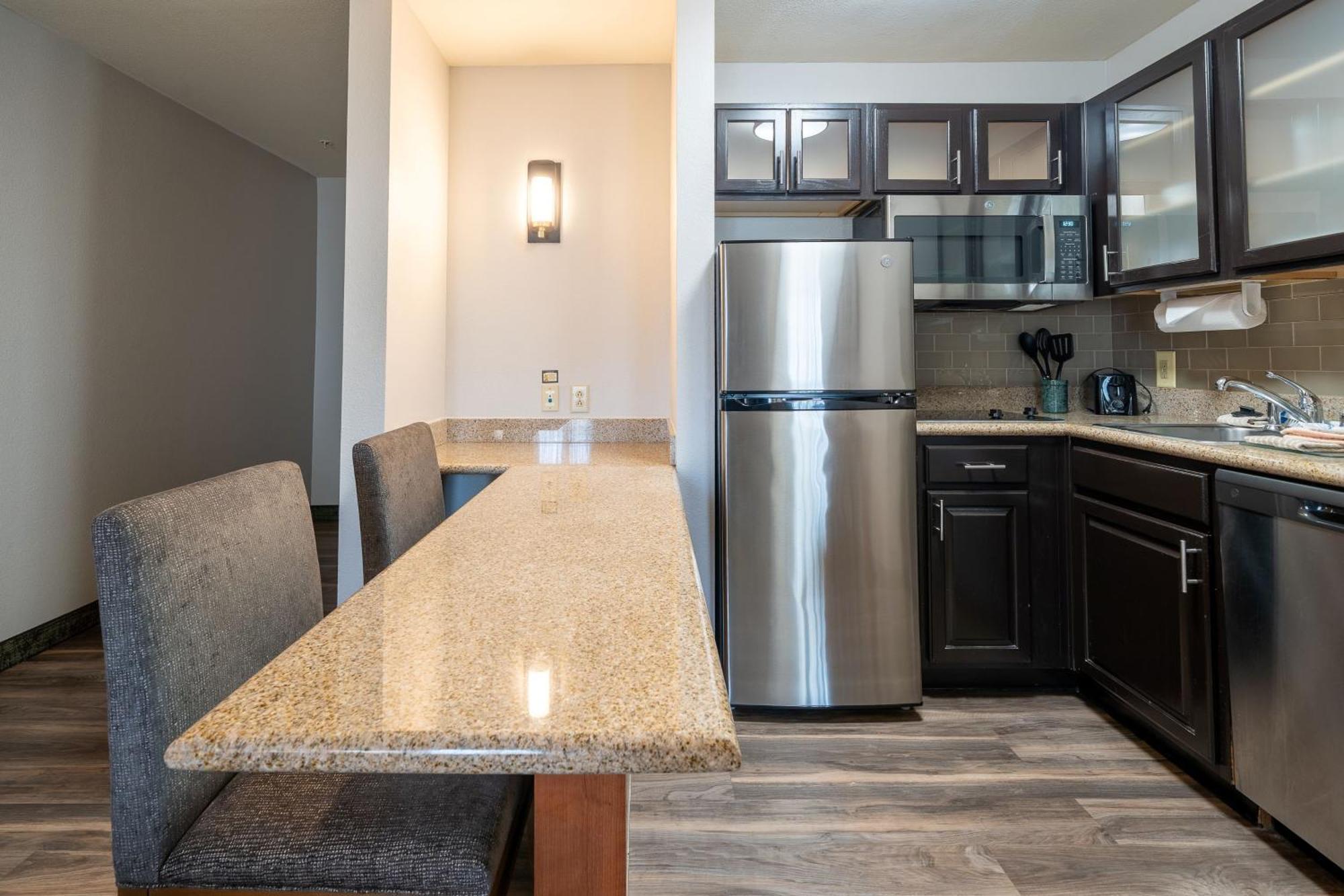 Hotel Staybridge West - Energy Corridor By Ihg