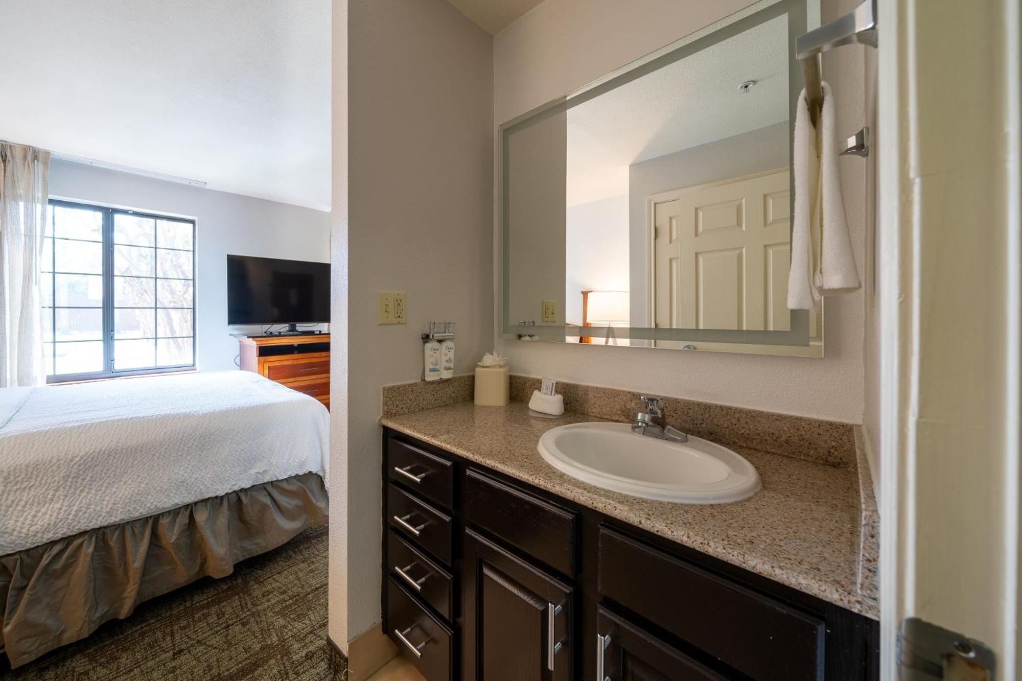 Staybridge West - Energy Corridor By Ihg Hotel 3*