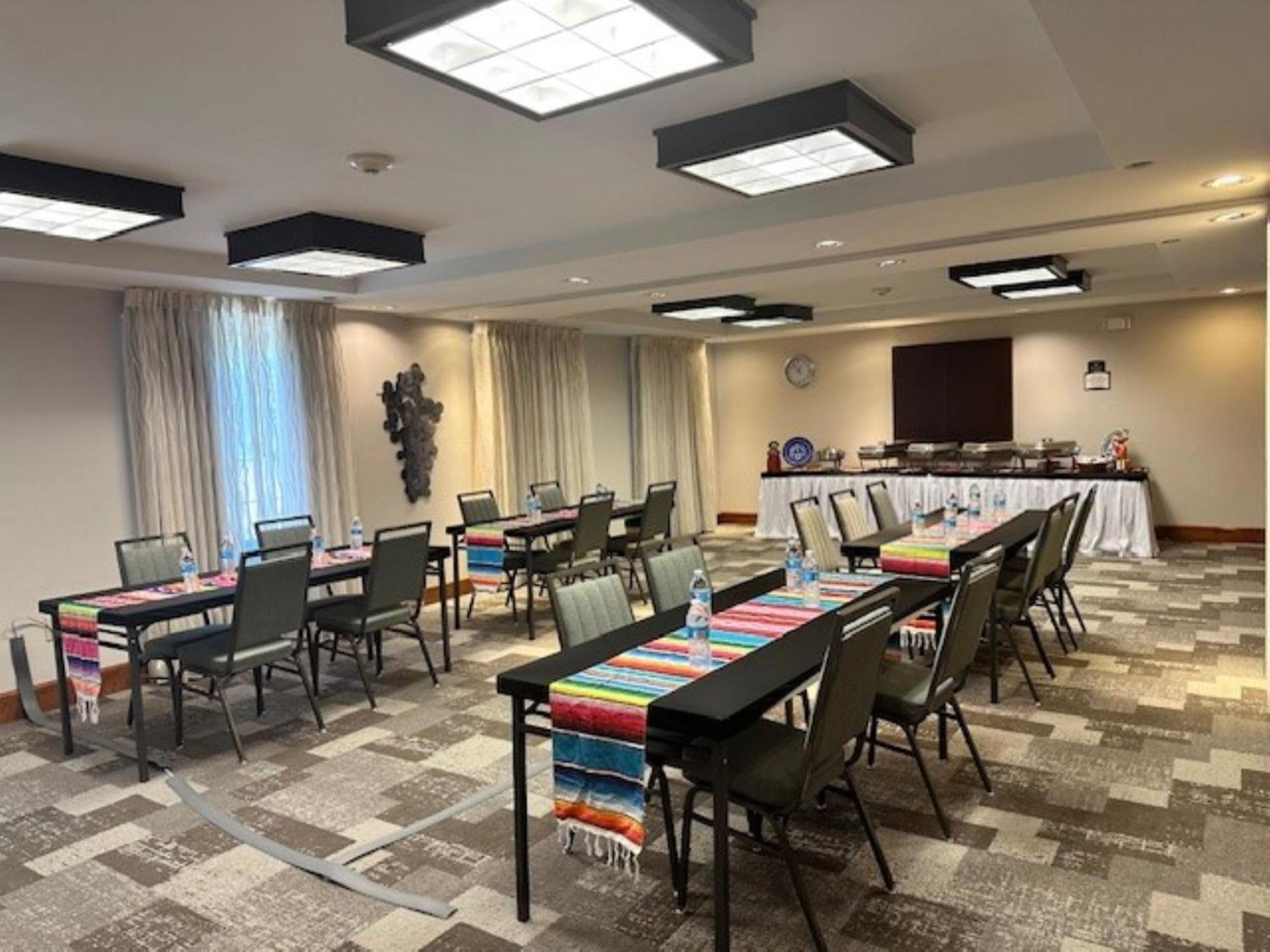Hotel Staybridge West - Energy Corridor By Ihg